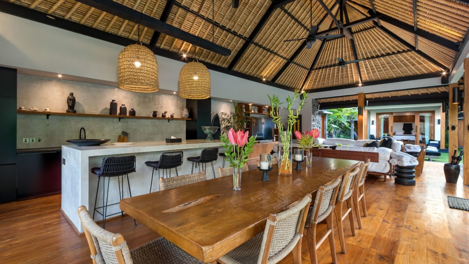 Fröhliche 3-Zimmer-Villa mit Pool und Garten, Bali Villa 2213