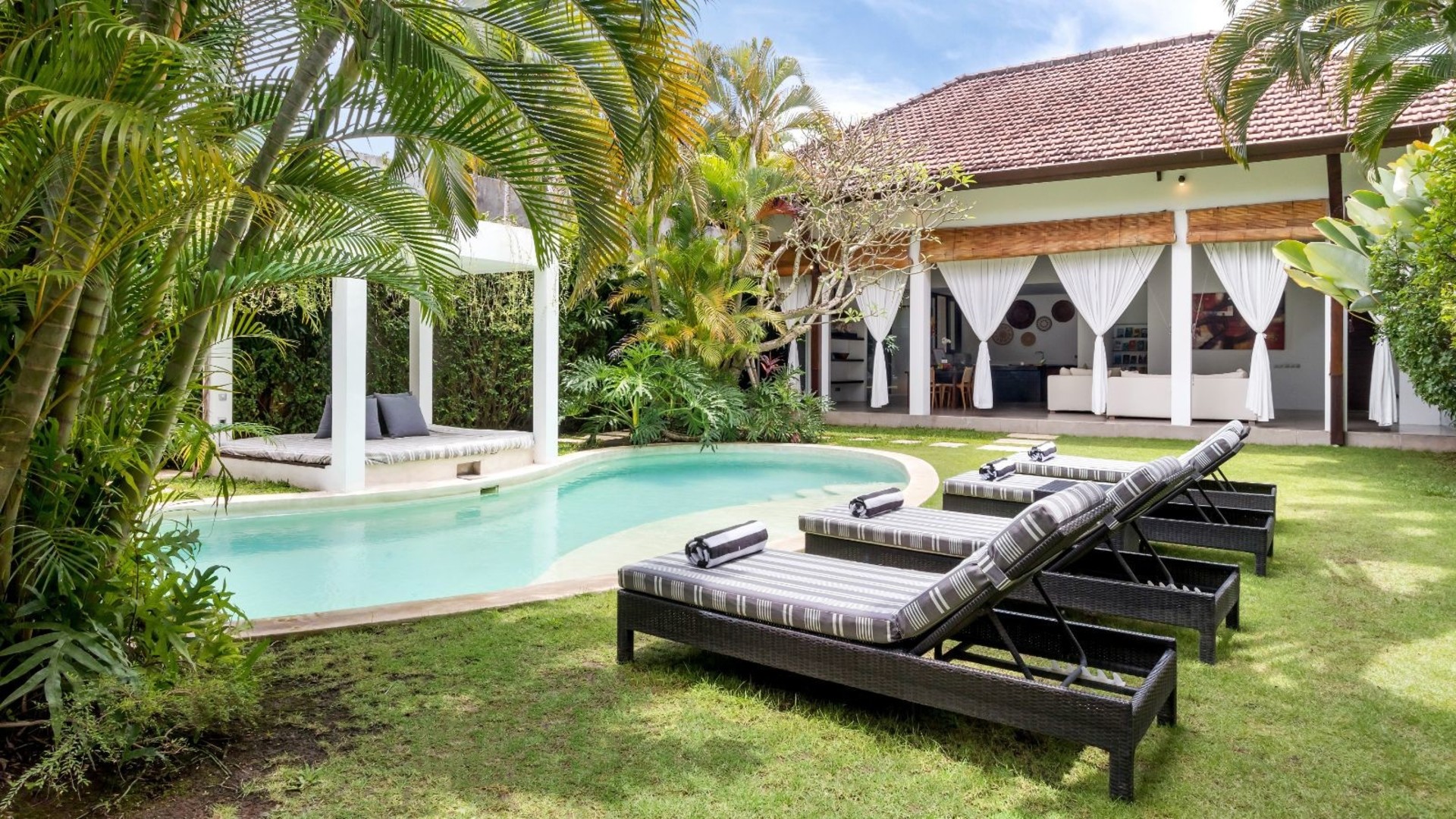 Gemütliche 2-Zimmer-Villa mit fantastischem Poolbereich, Bali Villa 2216