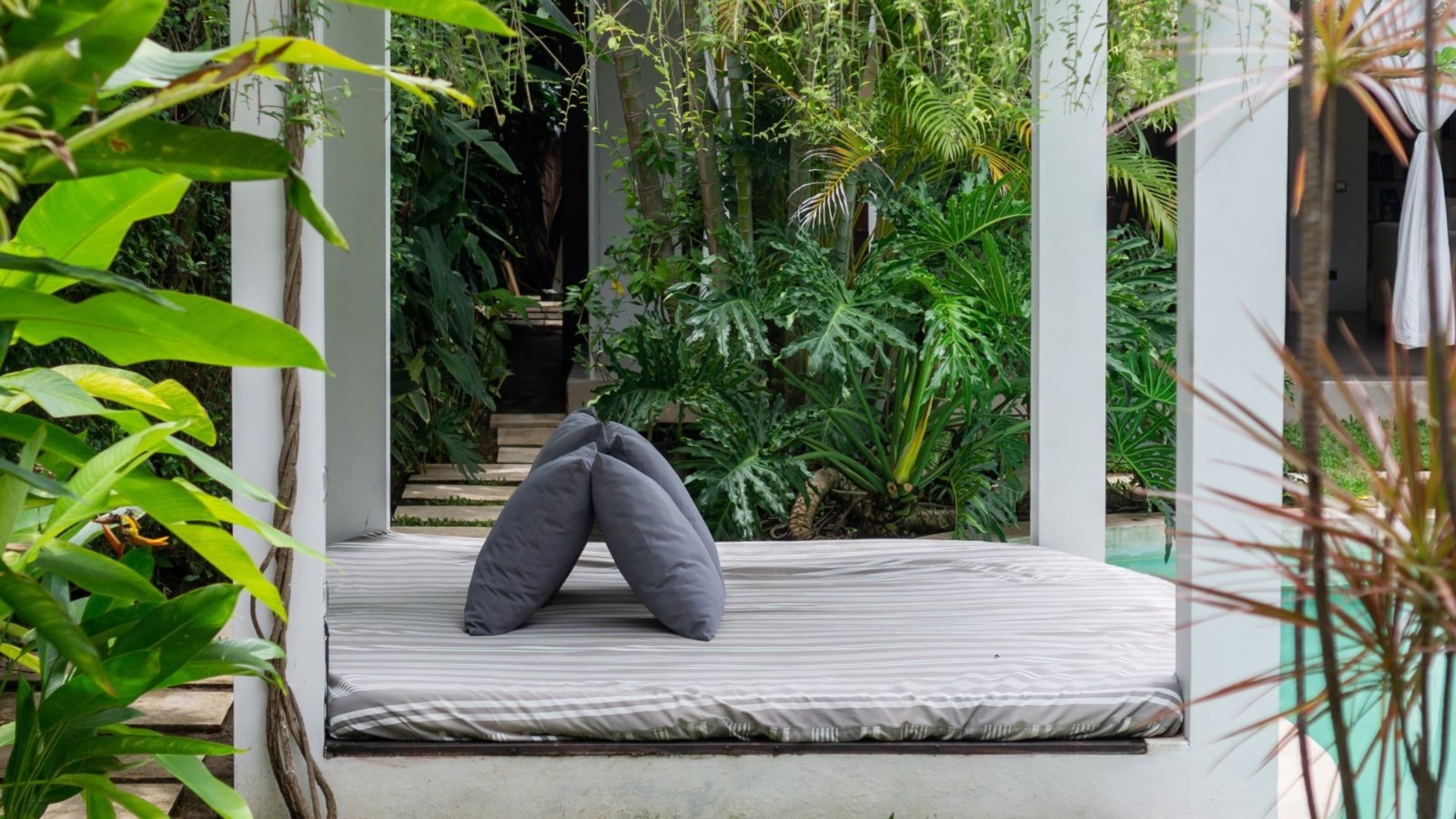 Gemütliche 2-Zimmer-Villa mit fantastischem Poolbereich, Bali Villa 2216