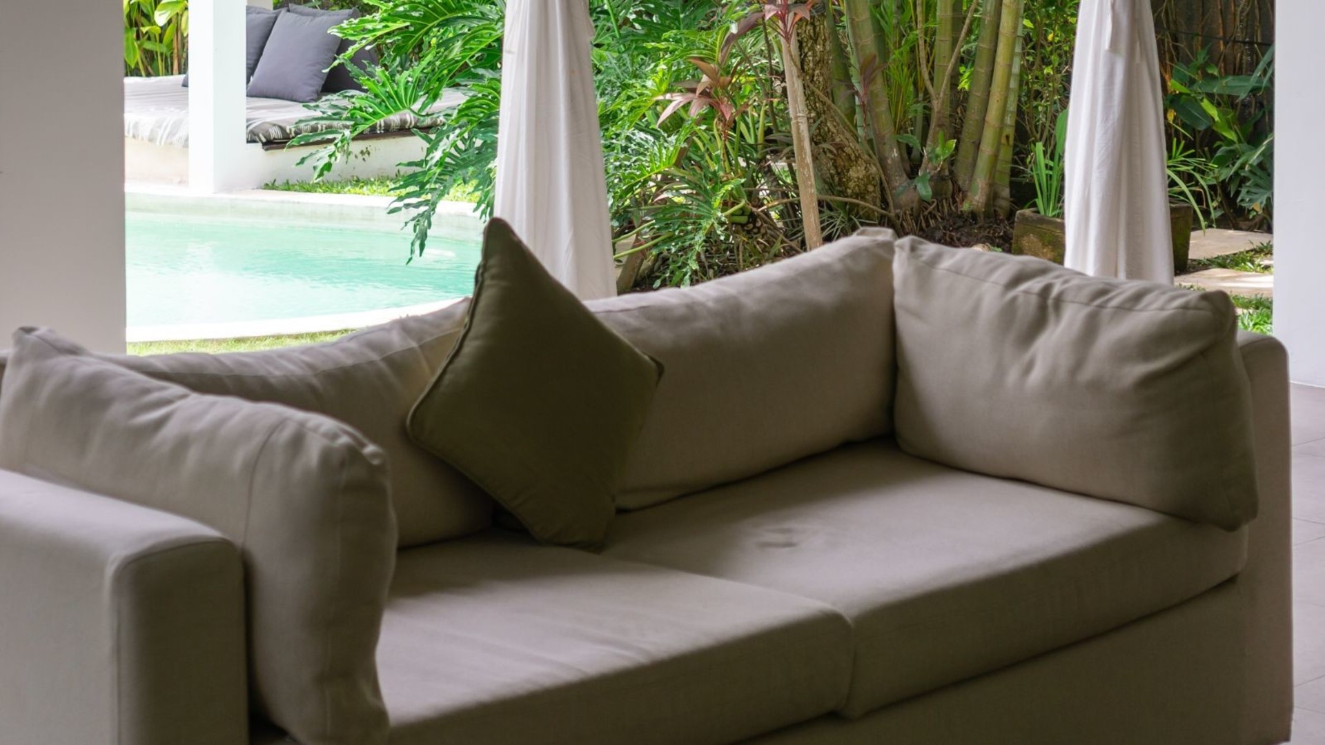 Gemütliche 2-Zimmer-Villa mit fantastischem Poolbereich, Bali Villa 2216