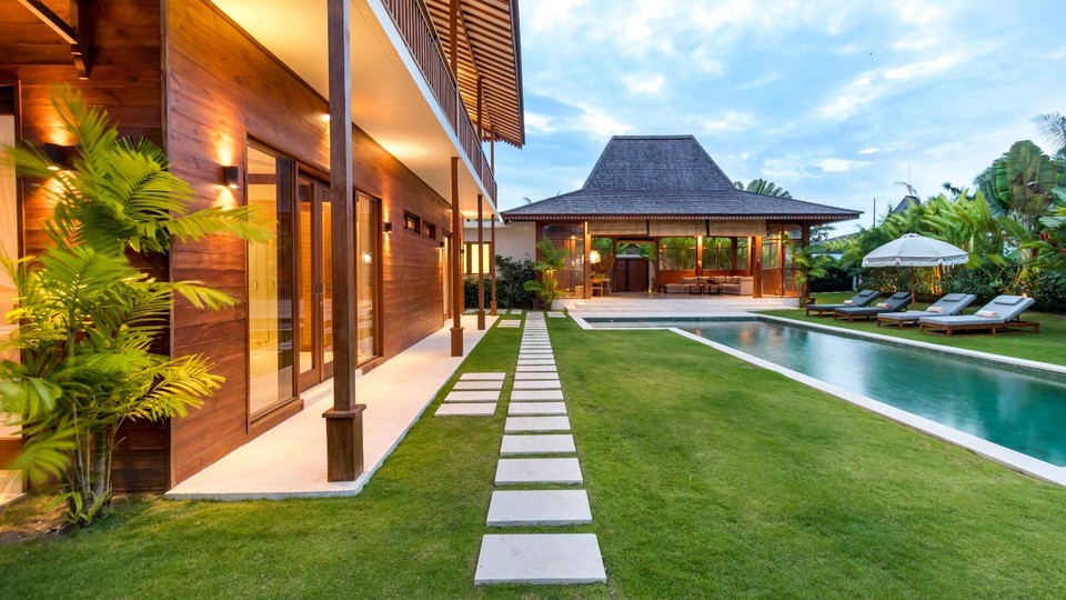 Fantastische 4-Zimmer-Villa mit Pool, Bali Villa 2217