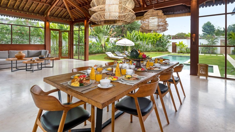 Fantastische 4-Zimmer-Villa mit Pool, Bali Villa 2217