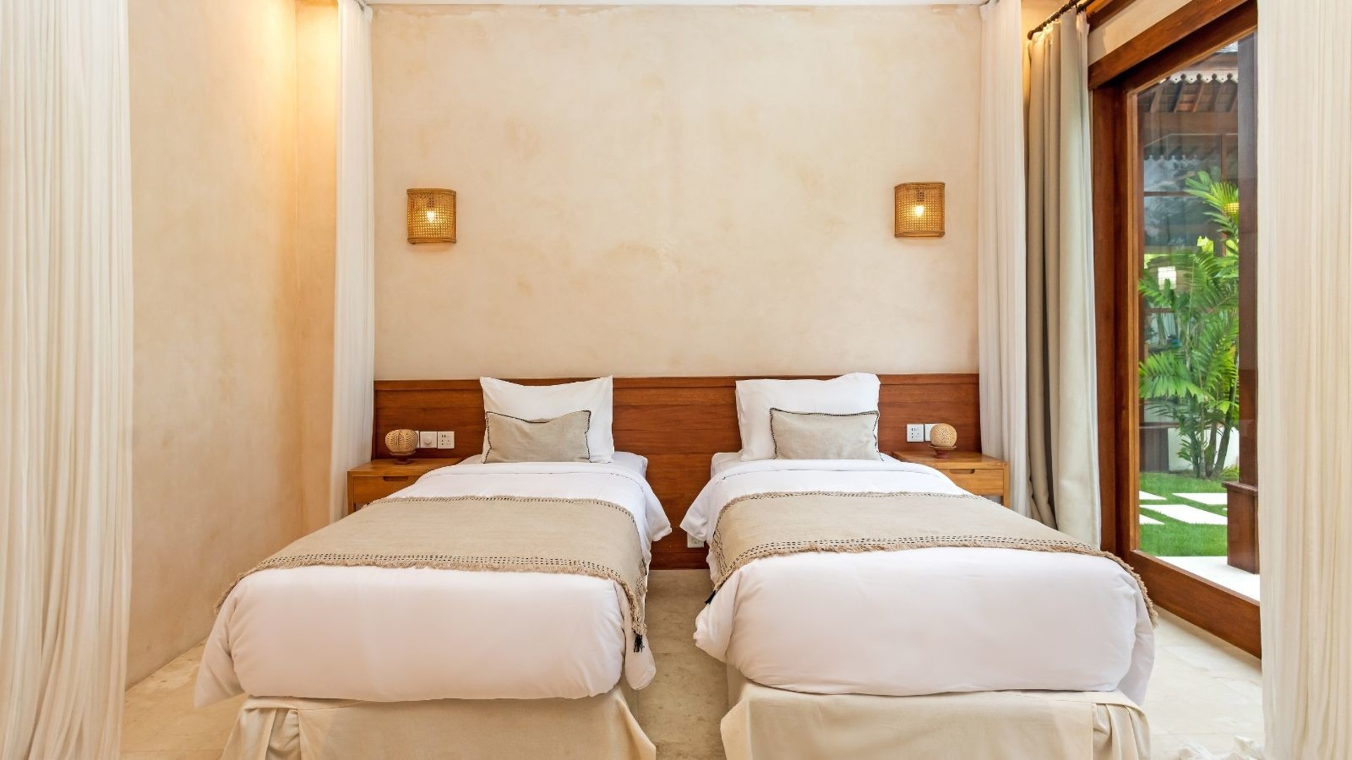 Fantastische 4-Zimmer-Villa mit Pool, Bali Villa 2217