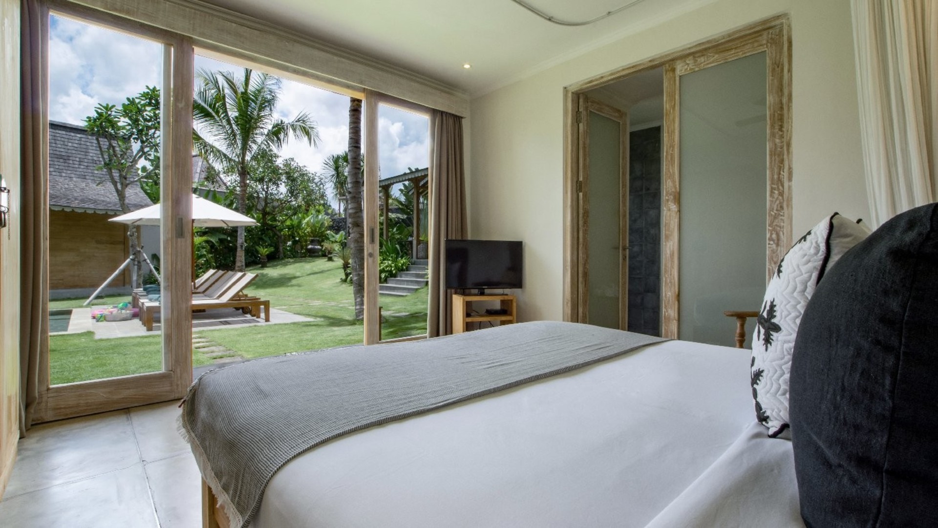 Wunderschöne 9-Schlafzimmer-Villa mit Pool, Bali Villa Bali Villa 2218