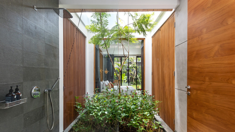 Fröhliche 4-Zimmer-Villa mit Pool und Balkon, Bali Villa 2219