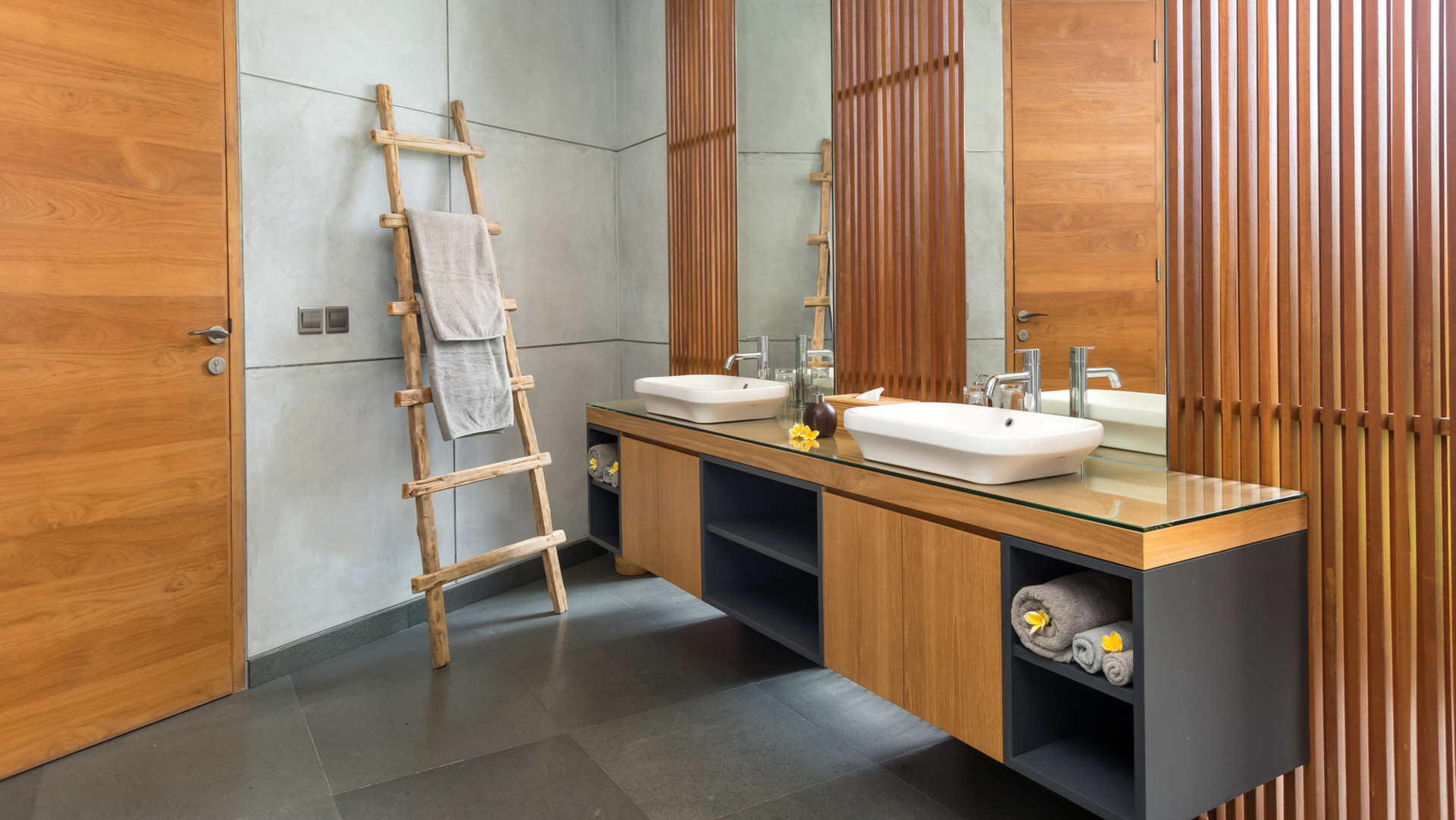 Fröhliche 4-Zimmer-Villa mit Pool und Balkon, Bali Villa 2219