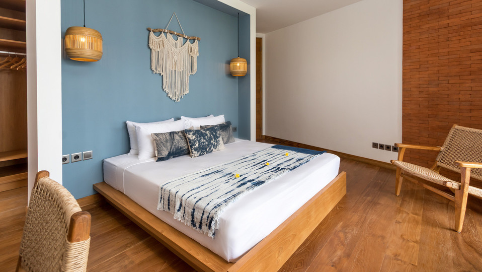 Fröhliche 4-Zimmer-Villa mit Pool und Balkon, Bali Villa 2219