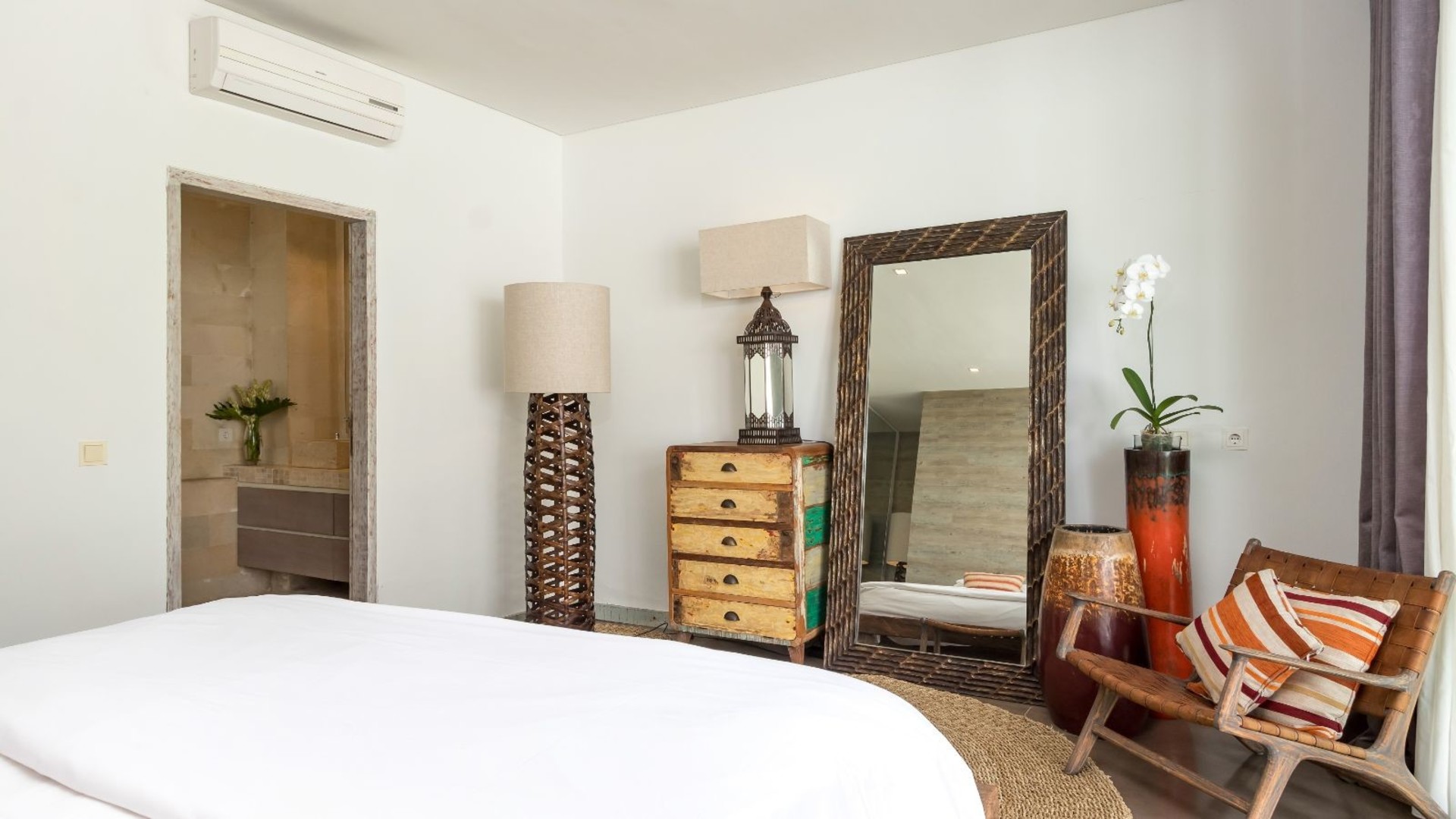 Sonnige 3-Zimmer-Villa in Strandnähe mit Pool, Bali Villa 2225