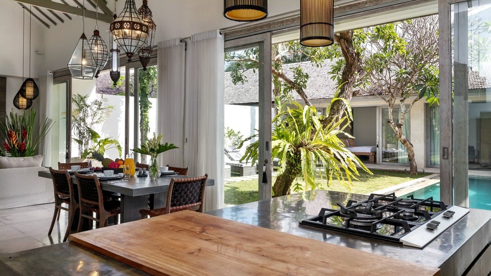 Sonnige 3-Zimmer-Villa in Strandnähe mit Pool, Bali Villa 2225
