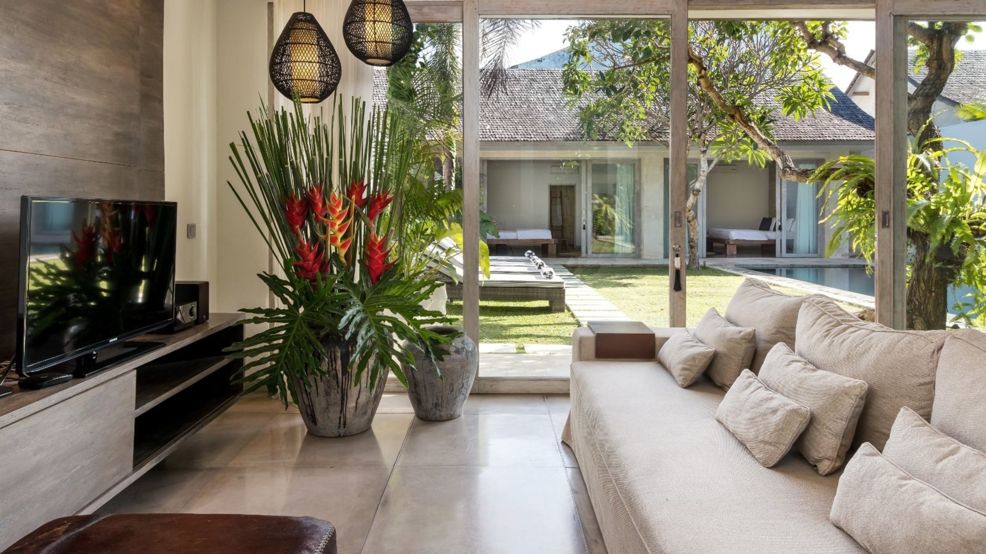 Sonnige 3-Zimmer-Villa in Strandnähe mit Pool, Bali Villa 2225