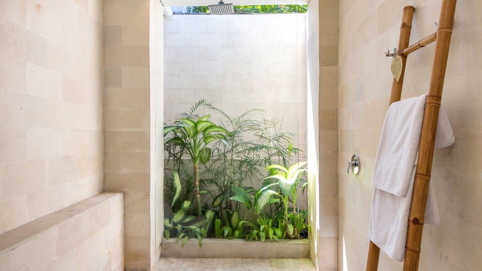 Sonnige 3-Zimmer-Villa in Strandnähe mit Pool, Bali Villa 2225