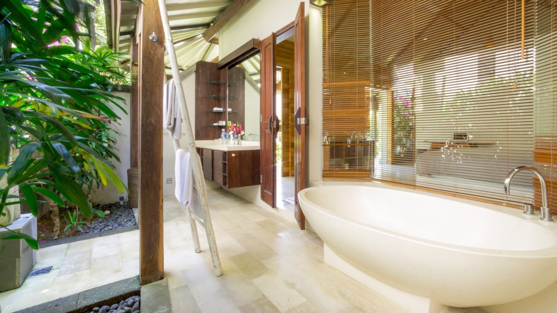 Tolle 2-Zimmer-Villa mit fantastischem Pool und Garten, Bali Villa 2226