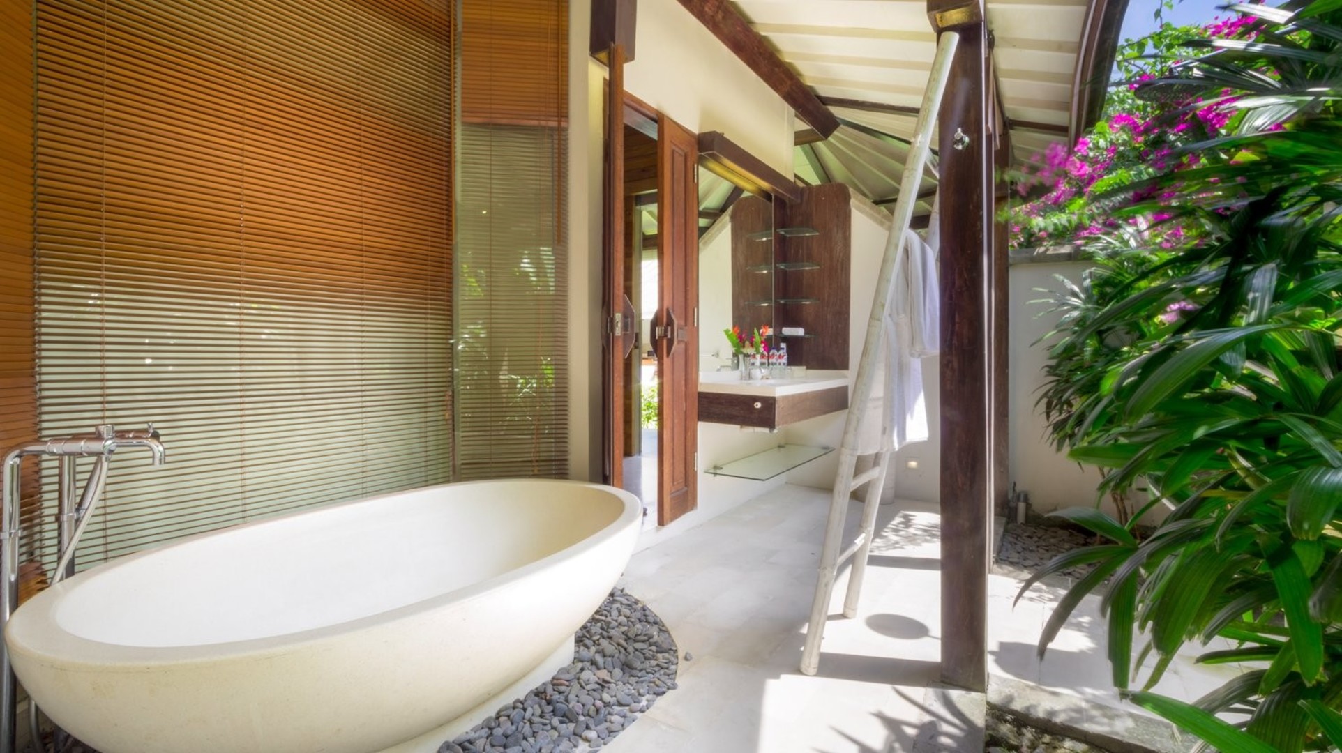 Tolle 2-Zimmer-Villa mit fantastischem Pool und Garten, Bali Villa 2226