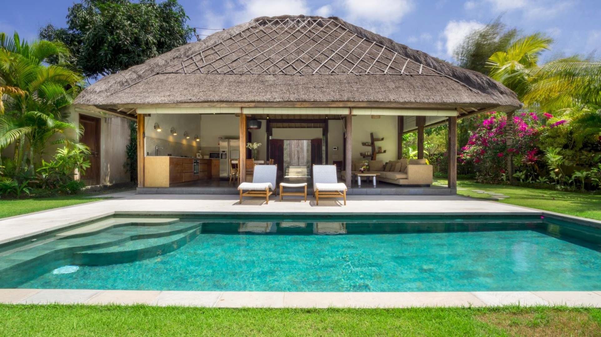 Tolle 2-Zimmer-Villa mit fantastischem Pool und Garten, Bali Villa 2226