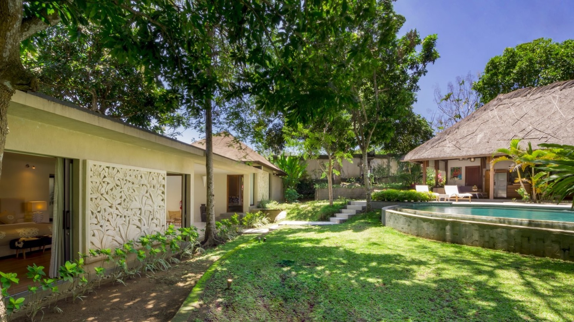 Traumhafte 3-Zimmer-Villa mit Pool und Garten, Bali Villa 2229