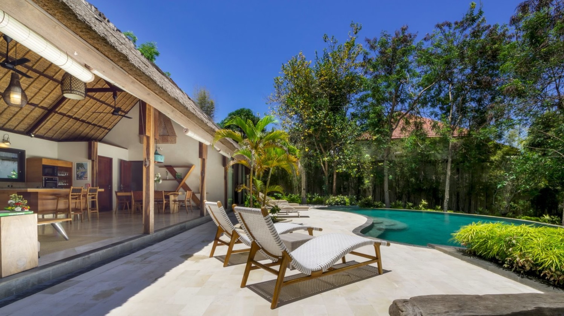 Traumhafte 3-Zimmer-Villa mit Pool und Garten, Bali Villa 2229