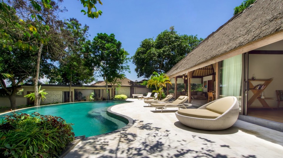 Traumhafte 3-Zimmer-Villa mit Pool und Garten, Bali Villa 2229