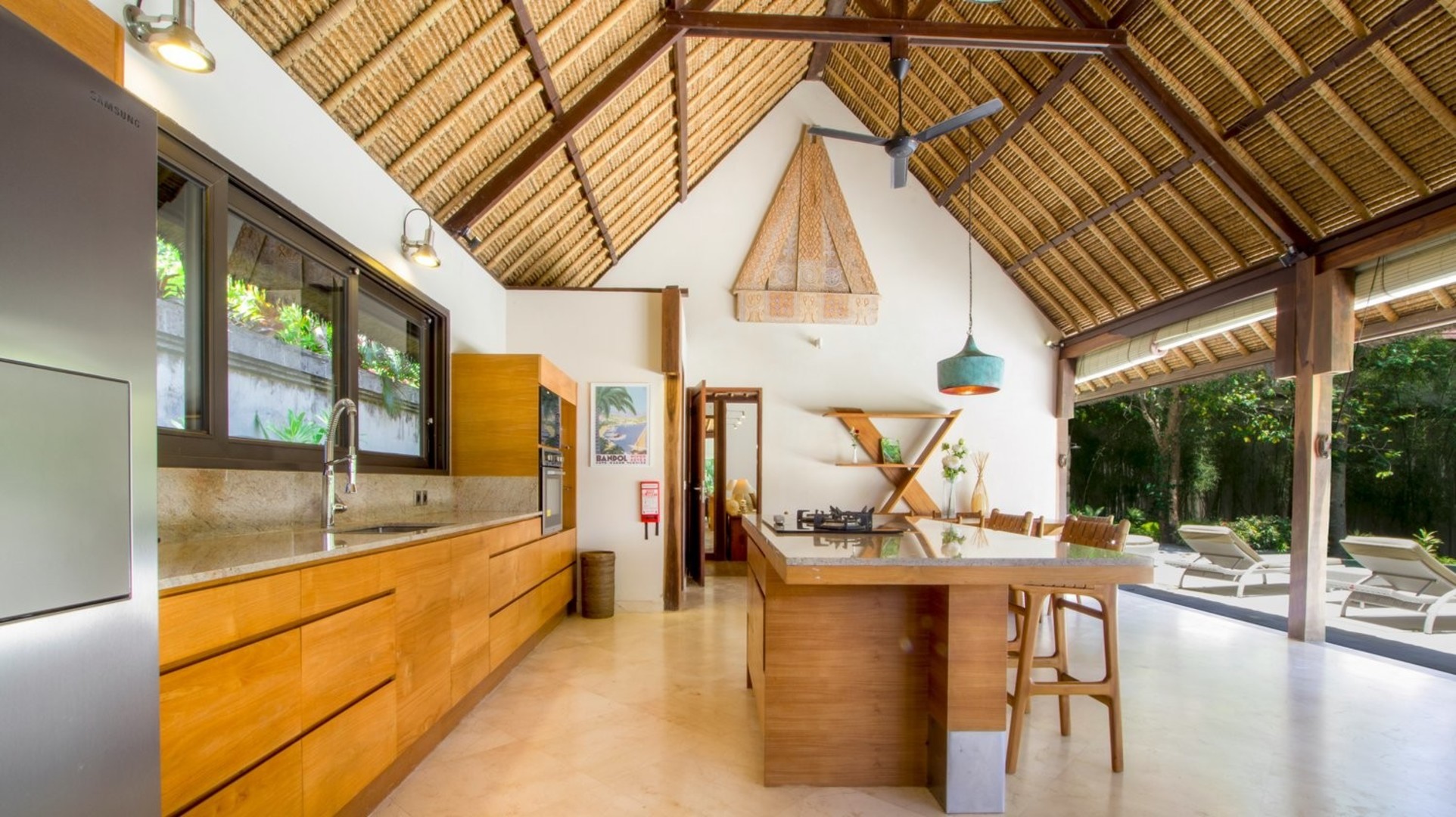 Traumhafte 3-Zimmer-Villa mit Pool und Garten, Bali Villa 2229