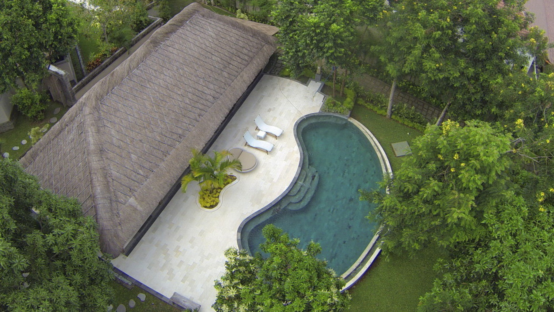 Traumhafte 3-Zimmer-Villa mit Pool und Garten, Bali Villa 2229