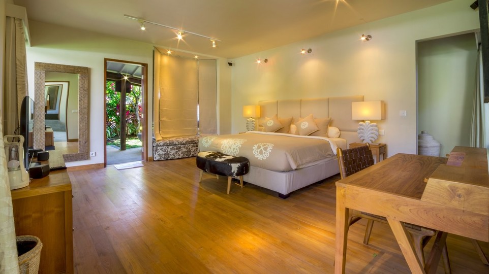 Traumhafte 3-Zimmer-Villa mit Pool und Garten, Bali Villa 2229