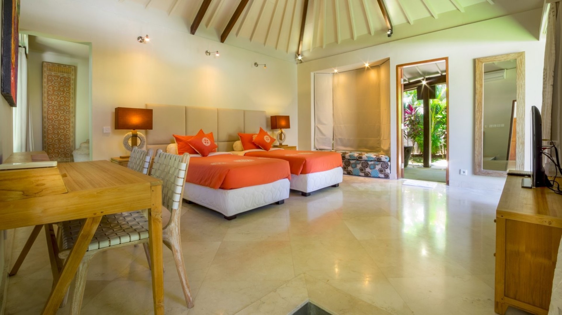 Traumhafte 3-Zimmer-Villa mit Pool und Garten, Bali Villa 2229