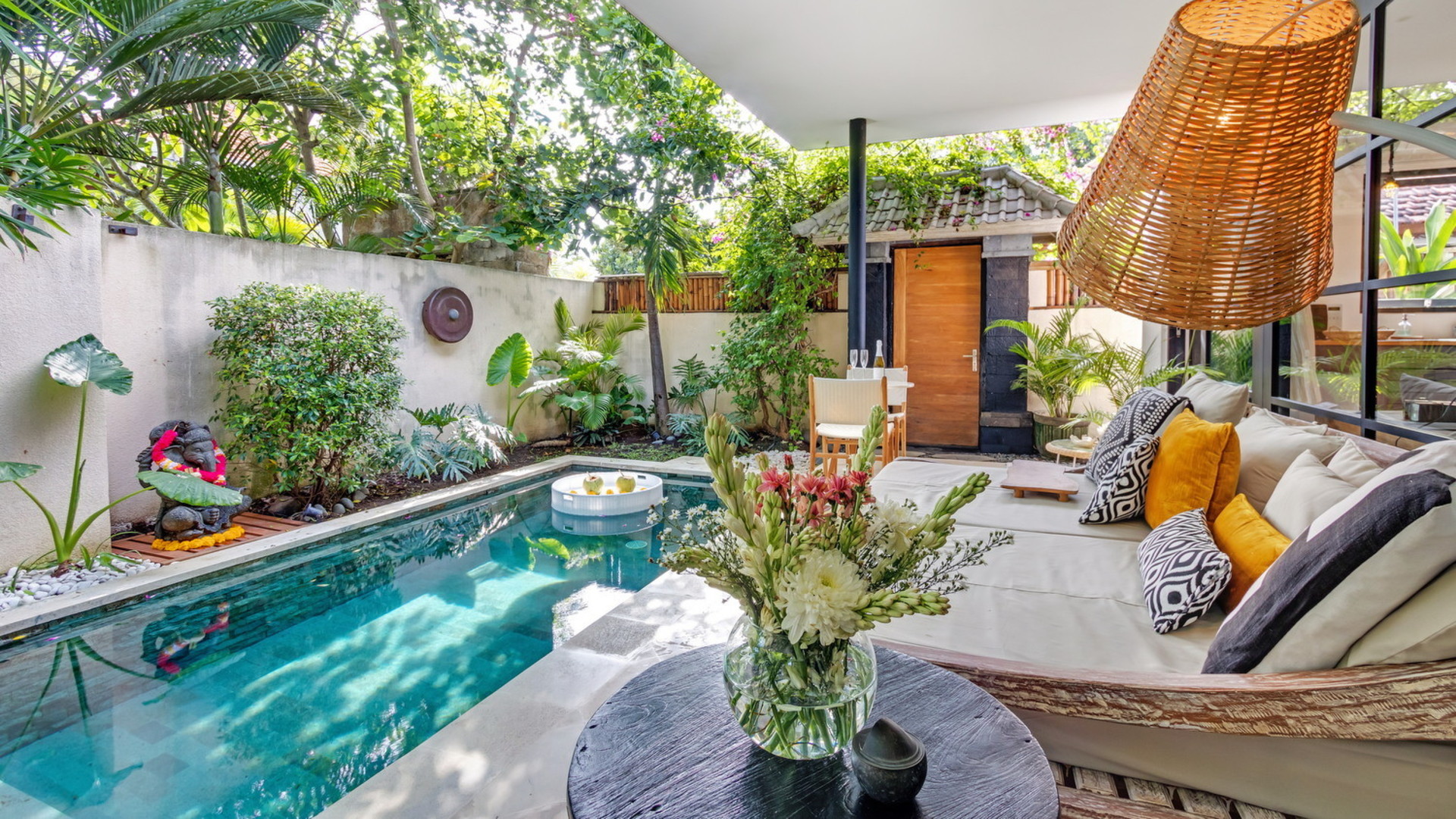 Ruhige 1-Zimmer-Villa mit wunderschönem Poolbereich, Bali Villa 2230