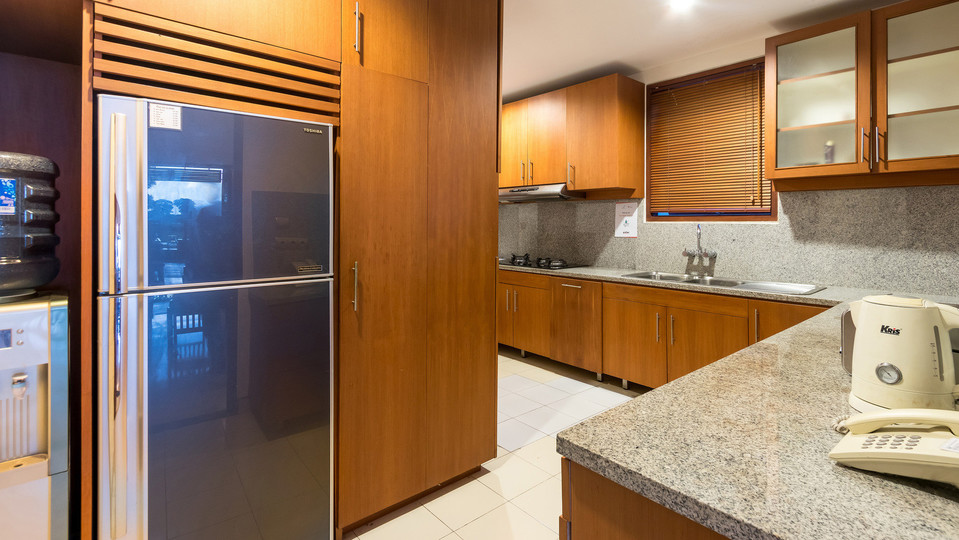 Geräumige 4-Zimmer-Villa mit Pool und Garten, Bali Villa 2233
