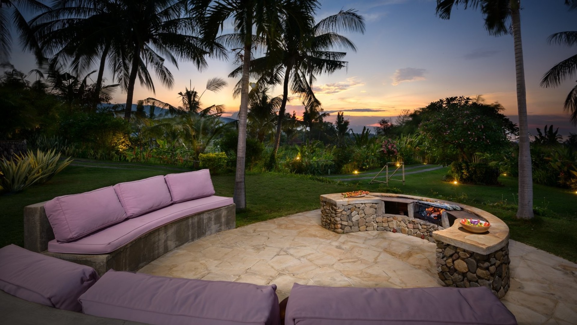 Schöne 3-Zimmer-Villa mit fantastischem Pool- und Meerblick, Bali Villa 2235