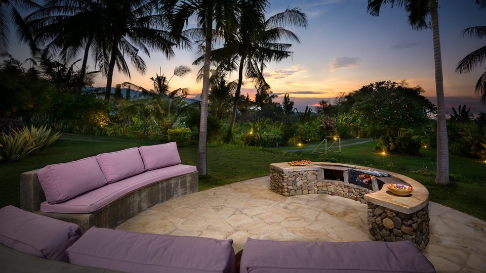 Schöne 3-Zimmer-Villa mit fantastischem Pool- und Meerblick, Bali Villa 2235