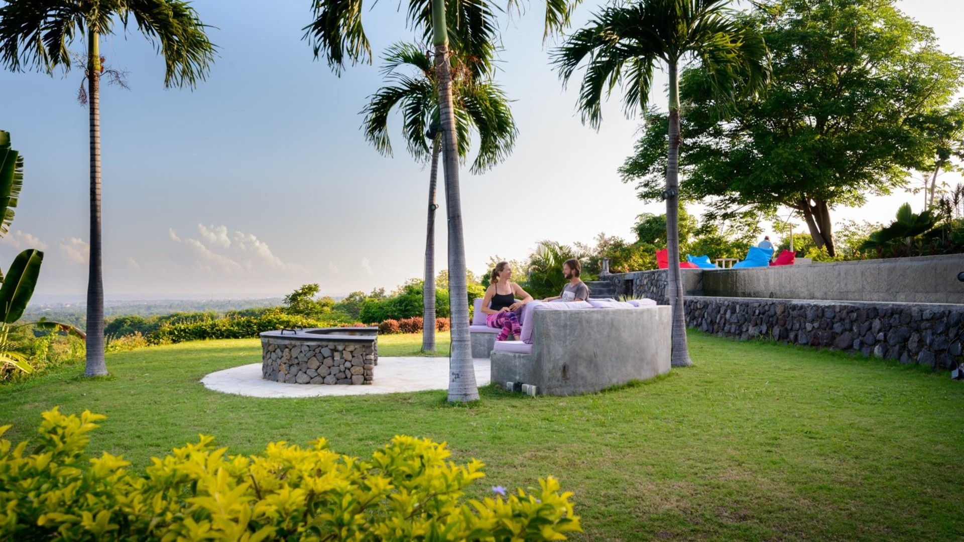 Schöne 3-Zimmer-Villa mit fantastischem Pool- und Meerblick, Bali Villa 2235
