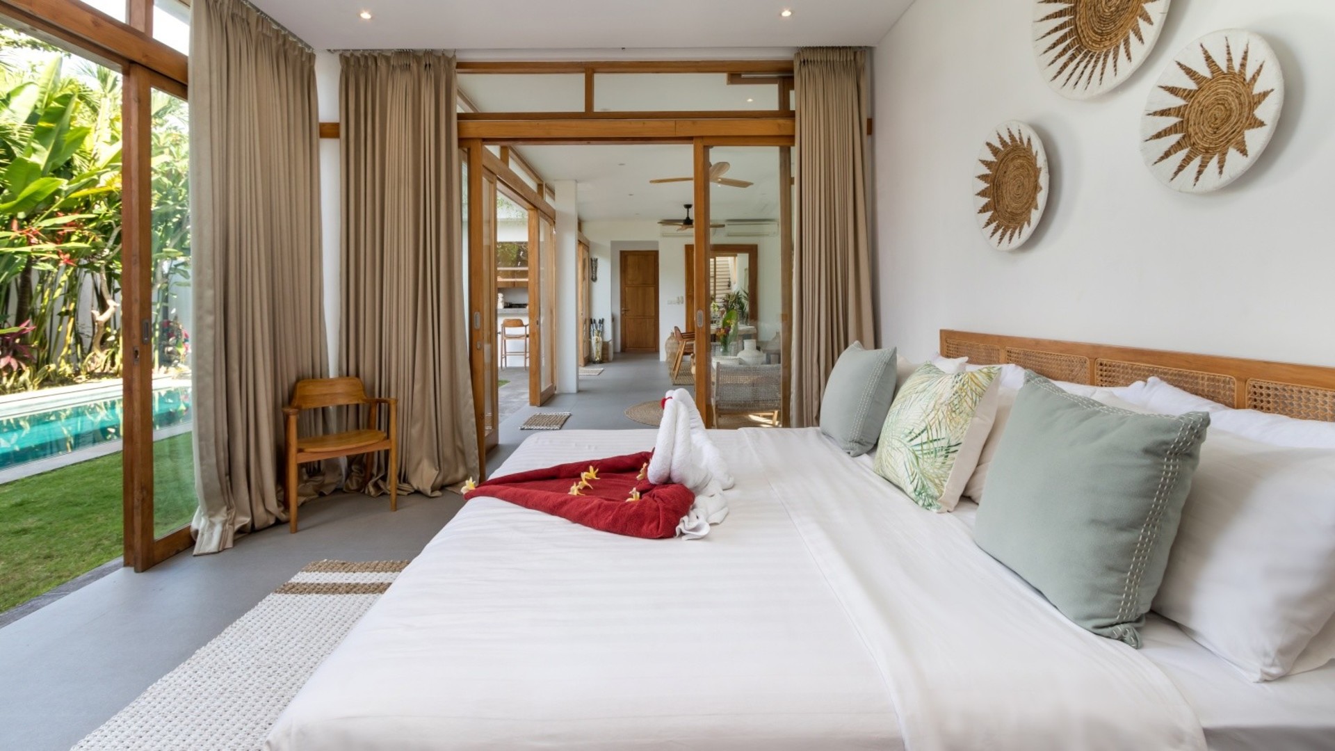 Genießen Sie eine voll ausgestattete 4-Zimmer-Villa mit Pool und Garten, Bali Villa 2236