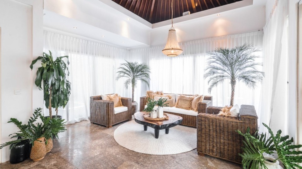 Schöne 6-Zimmer-Villa mit Pool und Spa-Zimmer, Bali Villa 2238