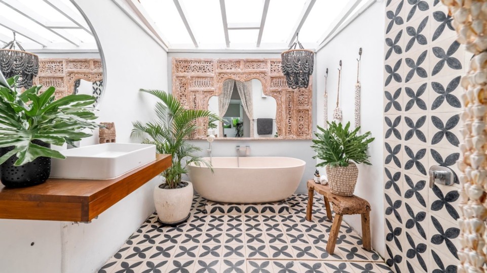 Schöne 6-Zimmer-Villa mit Pool und Spa-Zimmer, Bali Villa 2238