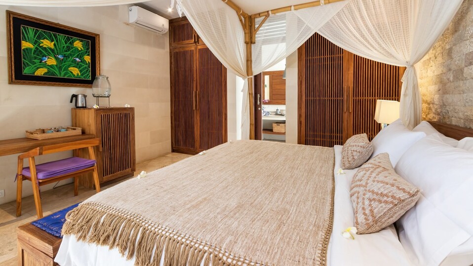 Genießen Sie Ihren Urlaub in einer luxuriösen 5-Sterne-Villa in Candidasa, günstiger als ein Hotel, Villa Bali 2243