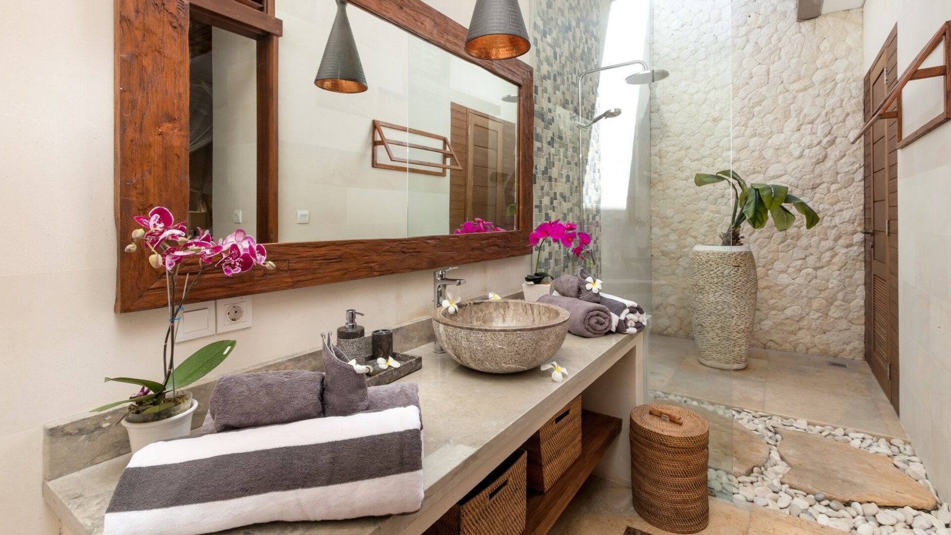 Genießen Sie Ihren Urlaub in einer luxuriösen 5-Sterne-Villa in Candidasa, günstiger als ein Hotel, Villa Bali 2243
