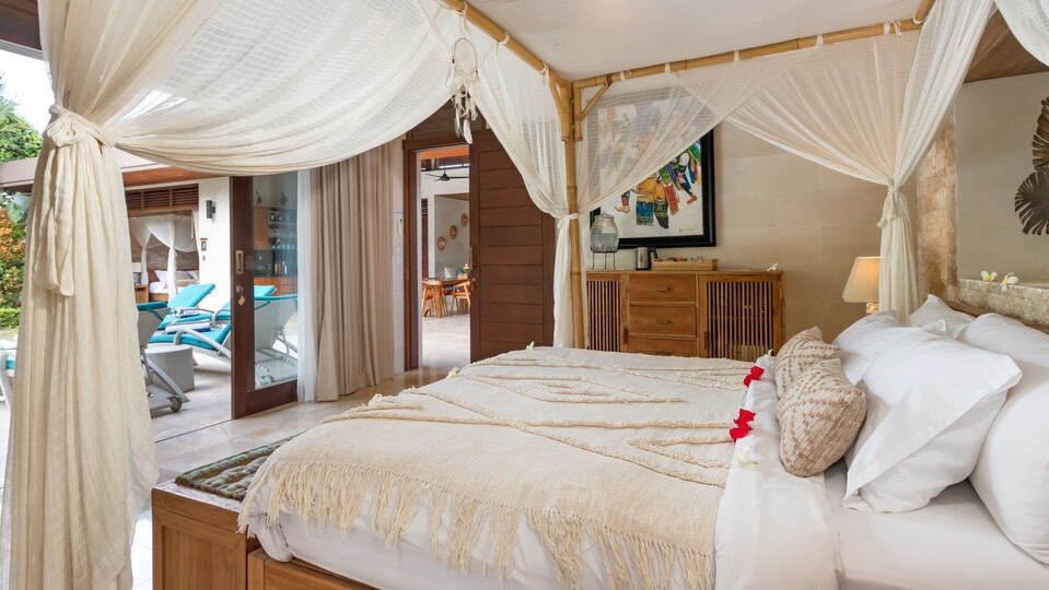Genießen Sie Ihren Urlaub in einer luxuriösen 5-Sterne-Villa in Candidasa, günstiger als ein Hotel, Villa Bali 2243