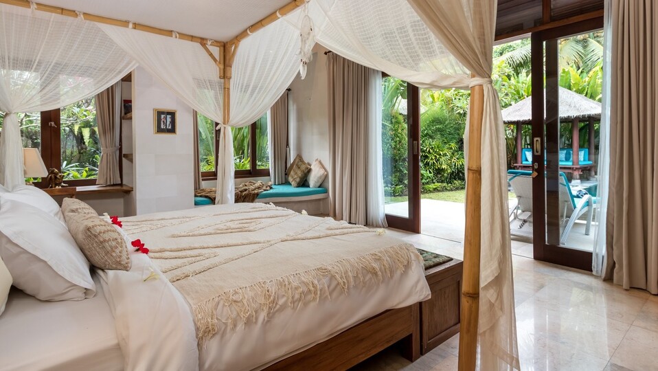 Genießen Sie Ihren Urlaub in einer luxuriösen 5-Sterne-Villa in Candidasa, günstiger als ein Hotel, Villa Bali 2243