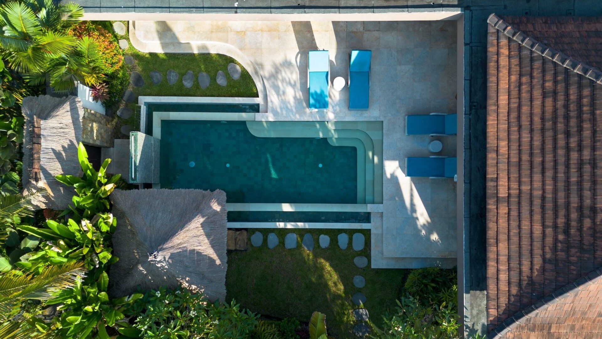 Genießen Sie Ihren Urlaub in einer luxuriösen 5-Sterne-Villa in Candidasa, günstiger als ein Hotel, Villa Bali 2243