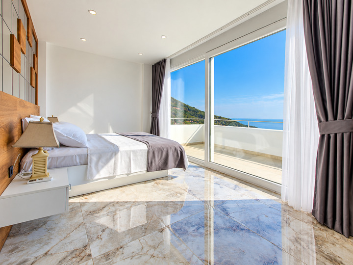 5 Star Villa Horizon – Mountain & Sea Escape