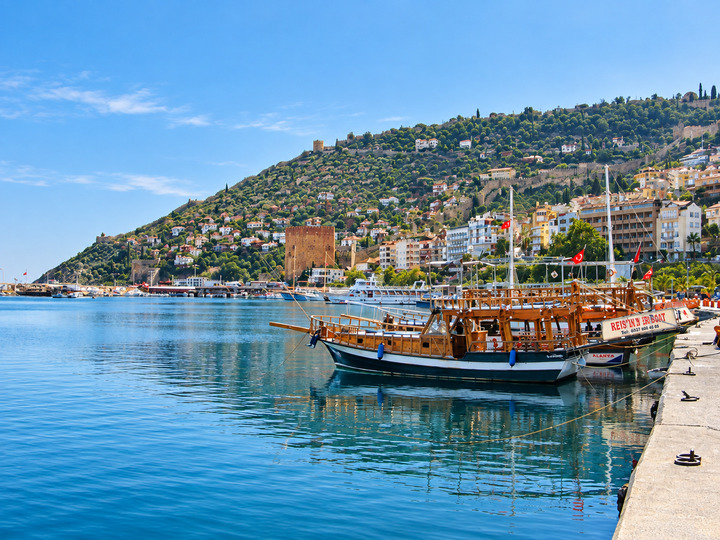 5 Star Villa Horizon – Mountain & Sea Escape