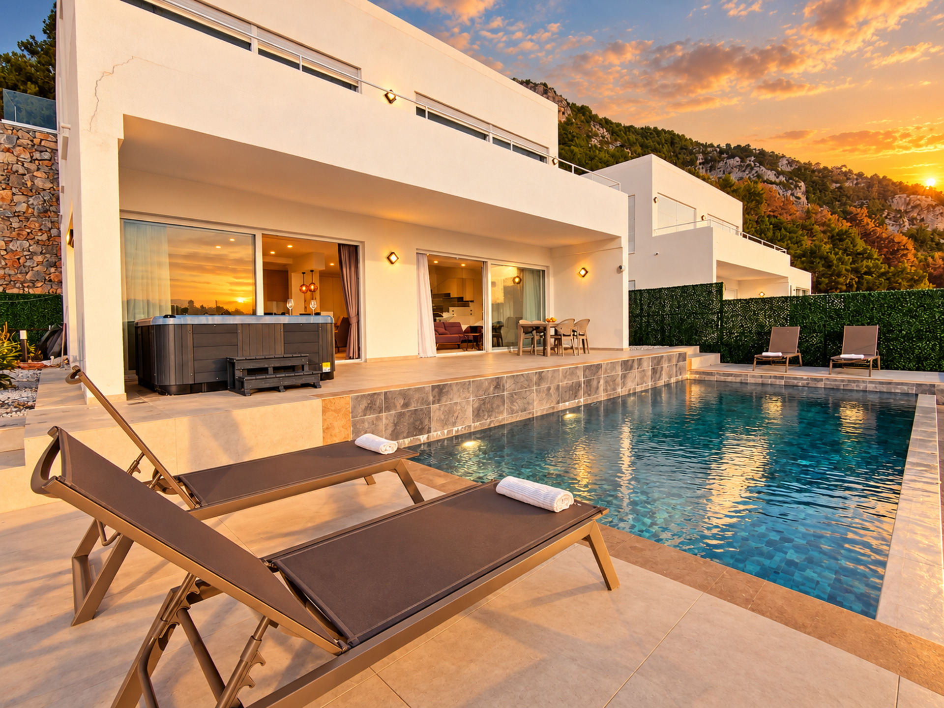 5 Star Villa Horizon – Mountain & Sea Escape
