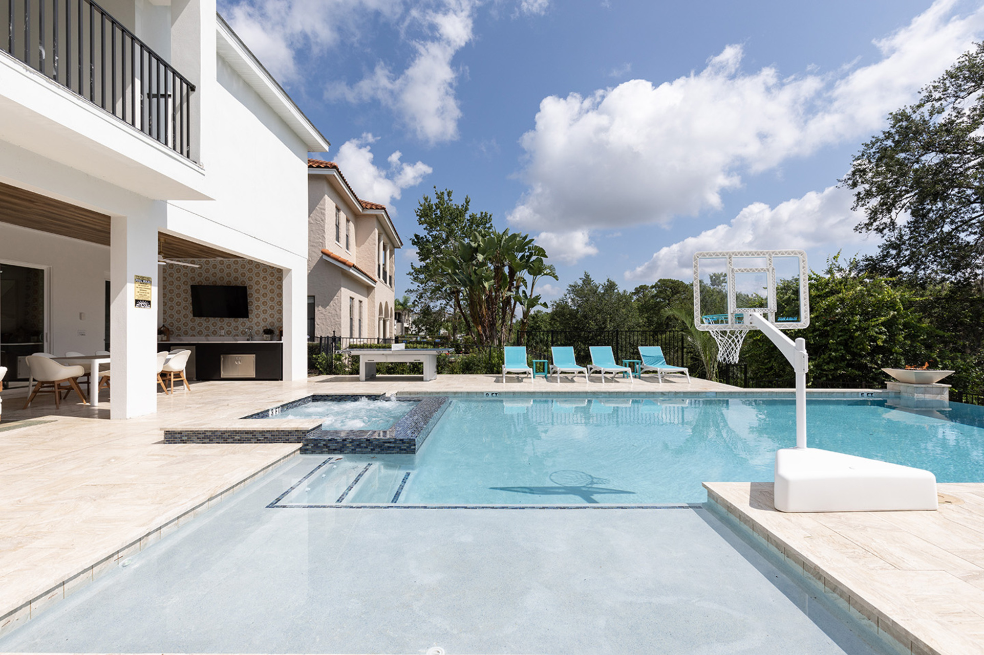 Wunderschöne Villa mit erstklassiger Ausstattung, Orlando Villa 1011