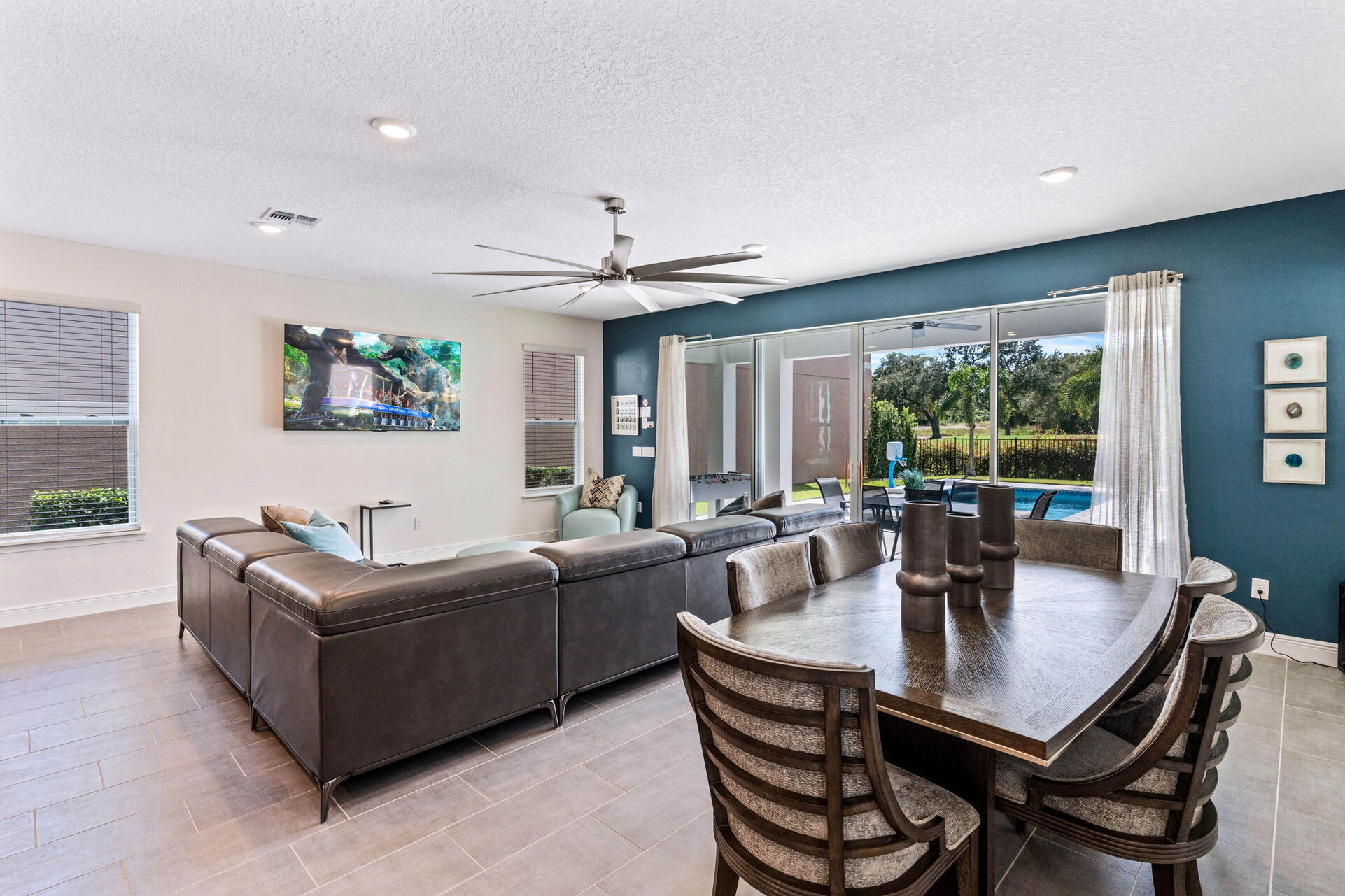 Mieten Sie die perfekte Villa mit 4 Schlafzimmern, Reunion Resort Villa 1018