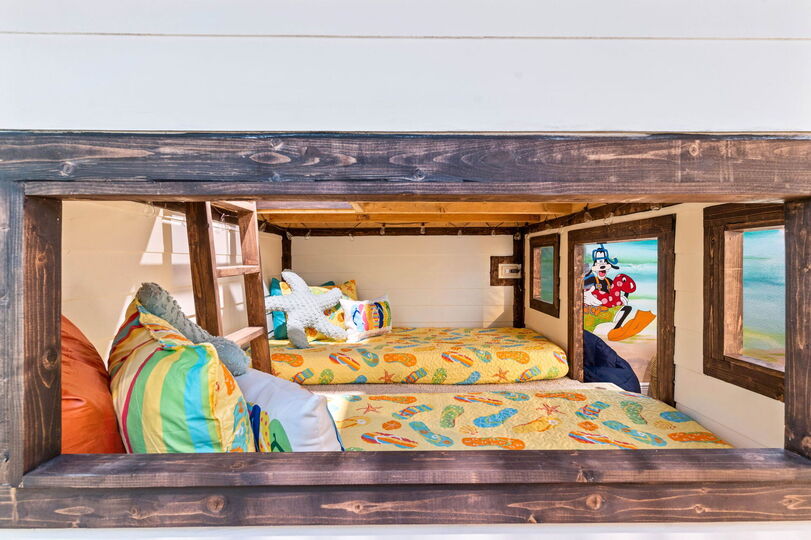 Mieten Sie die perfekte Villa mit 4 Schlafzimmern, Reunion Resort Villa 1018