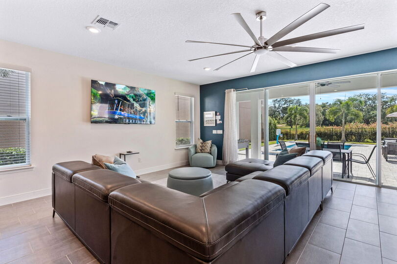 Mieten Sie die perfekte Villa mit 4 Schlafzimmern, Reunion Resort Villa 1018