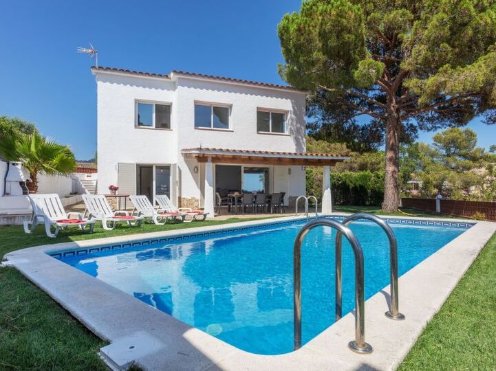 Elegante 4-Schlafzimmer-Oase an der Costa Brava, 1074, Lloret de Mar, Spain