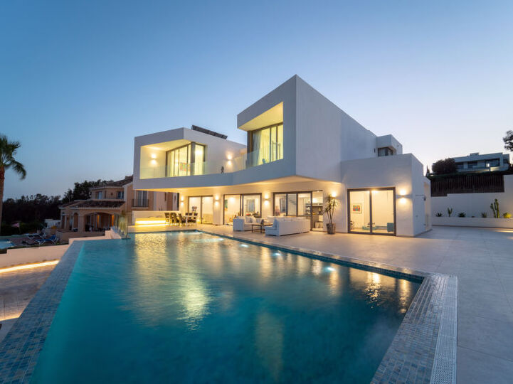 Moderne Villa mit 5 Schlafzimmern an der Costa del Sol, 1109, Manilva, Spain