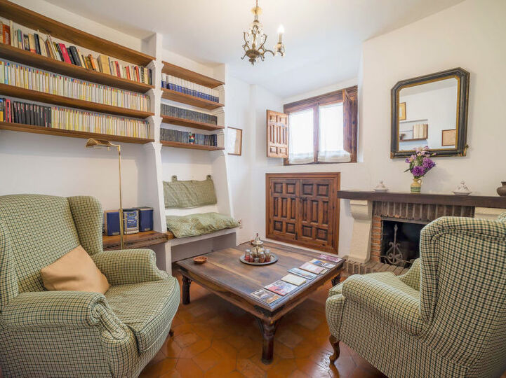 Traditionelle Villa mit 4 Schlafzimmern in Andalusien, 1007