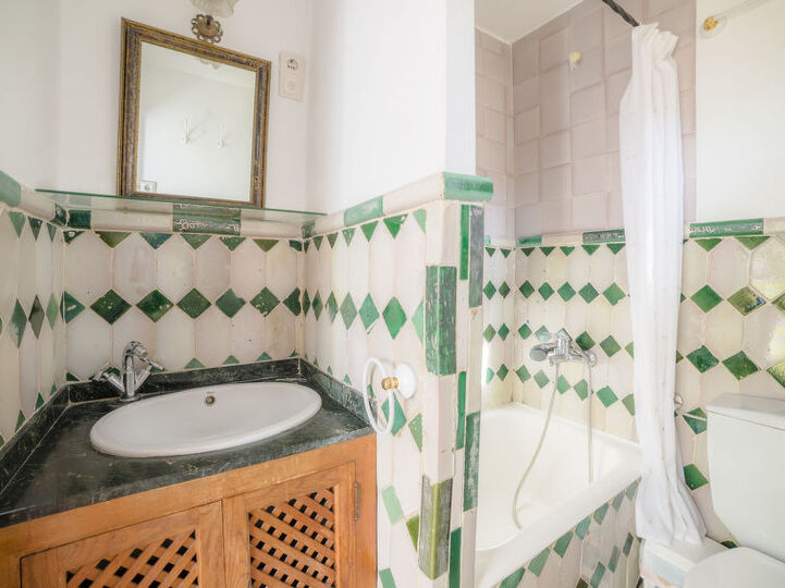 Traditionelle Villa mit 4 Schlafzimmern in Andalusien, 1007
