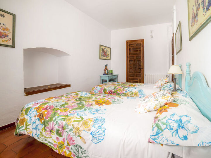 Traditionelle Villa mit 4 Schlafzimmern in Andalusien, 1007